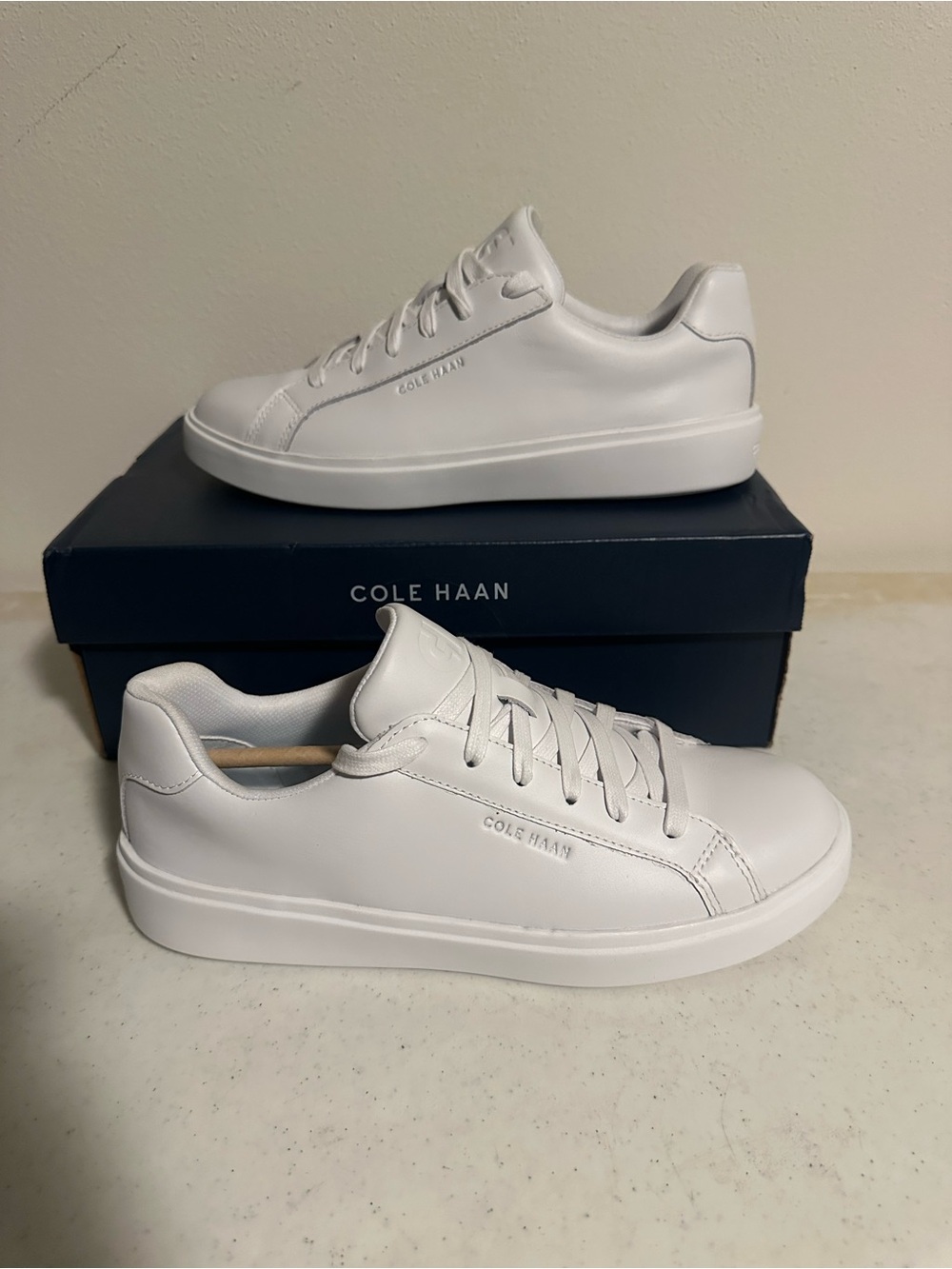 Cole Haan Grand Crosscourt Daily Leather Sneakers White Women 8B New